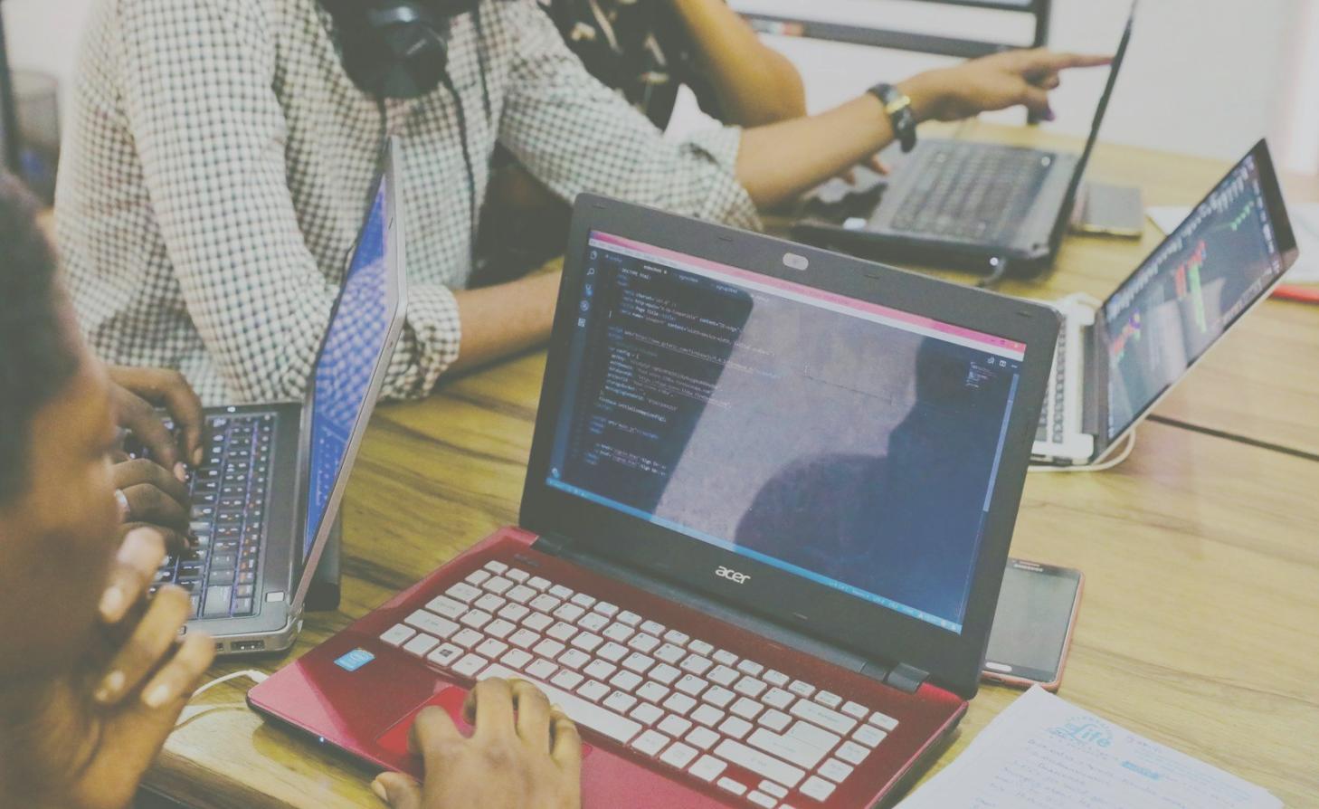 Professionelles Arbeitsumfeld für Finanzanalysten